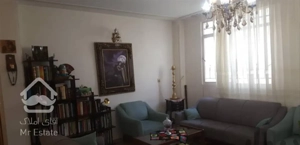 آپارتمان ۵۴ متری با نورگیر