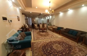 ۱۲۴ متر ۳ خواب شیک صادقیه