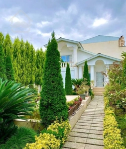 ویلا نیم پیلوت/شهرکی ۲۰۰بنا جنگلی/مدارک کامل