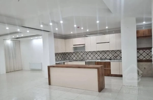 اجاره آپارتمان ۱۷۵ متری بلوارجمهوری