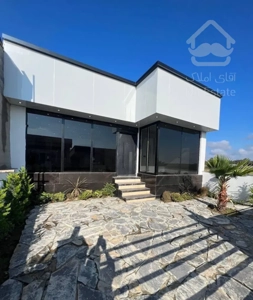 ویلا باغچه همکف 150 متری شهرک برند سند تک‌برگ