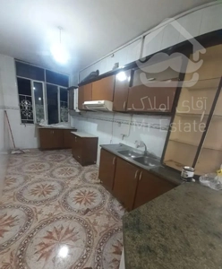 اوایل صدوق حاشیه طبقه ۲   ۸۵متر