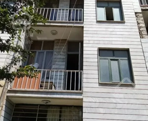 اپارتمان 4طبقه ویک زیر زمین مسکونی باهم ویکجا