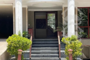 گاندی/۱۲۷متر/۳خواب/غرق نور/دسترسی