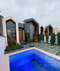 ویلا باغچه استخردار شهرکی سند تک‌برگ