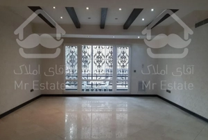 ۱۳۰ متر ۳ خواب ۳ ساله