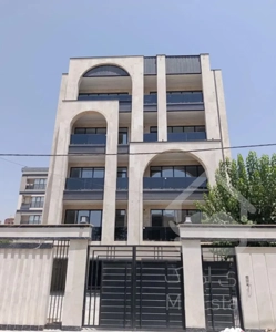 آپارتمان ۱۴۵ متری ۳ خواب در دهقان ویلای اول