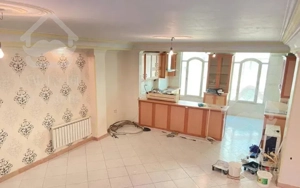 ۱۰۰متر/طبقه دوم سندی/چهارباغ شرقی