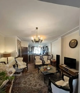 ۶۷ متر خـوش نقشـه / ۲ خواب (فرعـی عریـض)