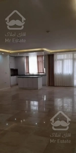 ۱۲۱متر سندی/۳خواب/تخلیه/افتابگیر/۷ساله