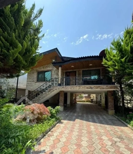 خانه ویلایی ۲۵۰متری /دسترسی اسان/مدارک تکمیل