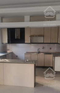 شهرزیبا بلوارتعاون 106متر/6سال ساخت/فول امکانات