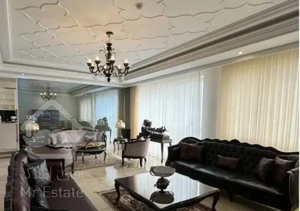 ۹۳متر/دوخواب/خوش نقشه/فول دیزاین/طوقانی