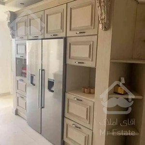 خرید آپارتمان ۱۸۰ متری سنبل