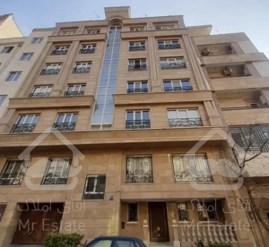 آپارتمان ۱۲۵ متر دو خوابه