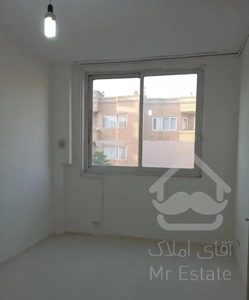 آپارتمان لادن 70متر.سند6دانگ