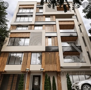 فروش ۹۰۰ متر مستغلات‌ یکجا