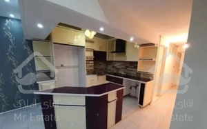 آپارتمان ۸۵ متری/۲خواب/آلاله شرقی