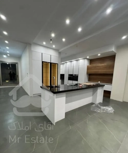 ۲۲۰ متری ۳ خواب ۲ پارکینگ تک واحدی غرق نور