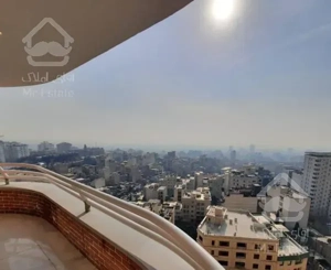 لوکیشن نیاوران 180متری تراس قابل چیدمان