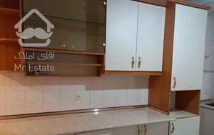 ۱۳۰متری فازیک/دوخوابه/حیاط بزرگ و مشجر