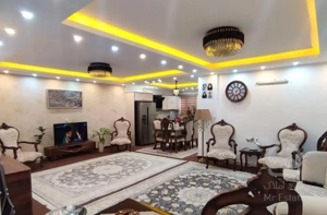 یک دستگاه خانه ویلایی در کوچه نیما
