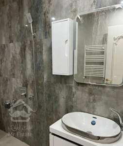 ۱۲۰ متر نسترن