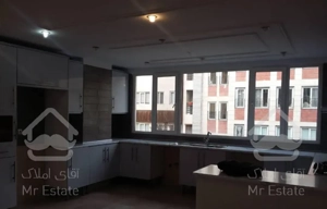 آپارتمان 105 متر  تمیز  برای خانواده