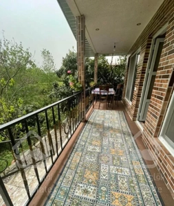 ویلا جنگلی با ویو رو ب جنگل