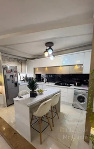 فروش اپارتمان ۸۵ متری،طبقه دوم