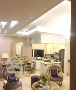 ۹۲متر ۲خواب در سوهانک (اقدسیه)