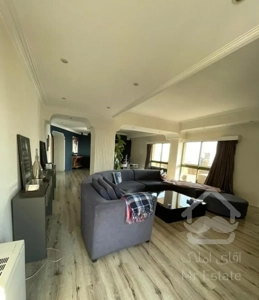 فروش برج باغ آپارتمان ۲۴۰ متری ۳ خوابه در نیاوران