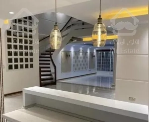 ۱۰۰متر دوخوابه سالن پرده خور ۴ساله