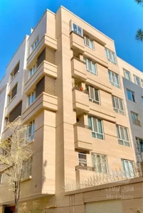 اقبال/106 متر/پارکینگ اختصاصی/خوشگل