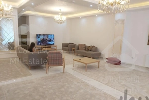 آپارتمان تک واحدی سه خوابه فول امکانات گلشن ها