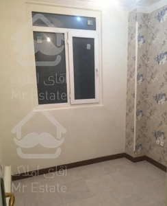 ۸۲ متر فول امکانات خوش نقشه(صادقیه/فلکه دوم)