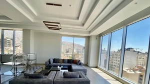 ۲۰۰متر آپارتمان مدرن* ۴جهت نور و ویو* ۳پارکینگ*