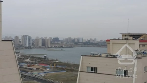 فروش آپارتمان ۱۱۷ متر در طبقه آخر برج بهاران با ویوی دریاچه چیتگر