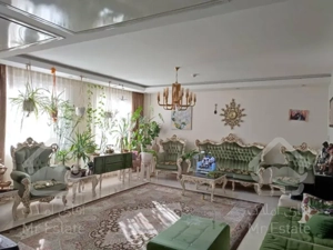 فروش ۱۰۸ متری با دید دریاچه