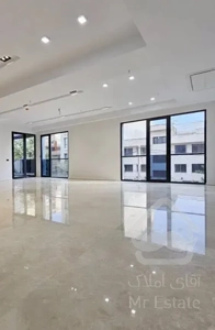 سازمان برنامه شمالی 220 لوکس