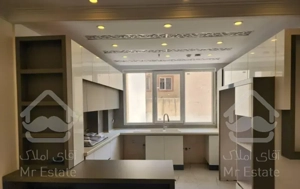 اندرزگو ۱۲۰متر‌‌نوساز/۲پارکینگ/یک خواب مستر/