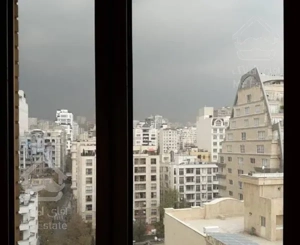آپارتمان ۱۷۰متر فرمانیه شرقی طبقه دهم