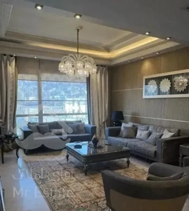 110 متری / تاپ لوکیشن/ غرق نور/ فول امکانات