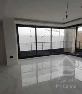 آپارتمان ۱۴۵ متری خوش نقشه فوری حمزه شمالی