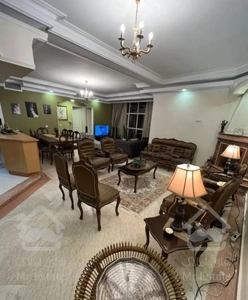 ونک شیراز  فرعی ۱۵۰ متر سه خوابه