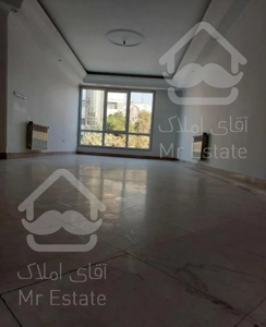 آپارتمان ۱۳۰ متر سه خواب تک واحدی