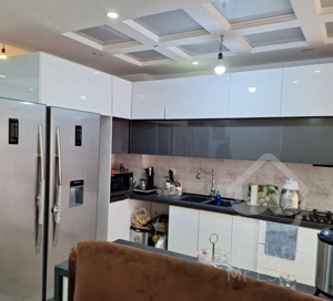 ۹۸متری خ پژاند خ بهار فول امکانات