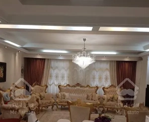 96 متر دو خواب فول امکانات غرق در نور