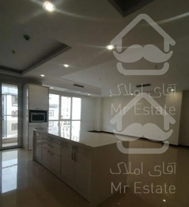 آپارتمان ۱۲۲متری ۳خواب تک واحدی ** شهرک غرب **