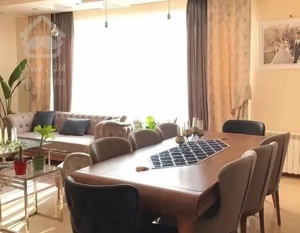 ۷۷متر ۲خواب فول سالن پرده خور